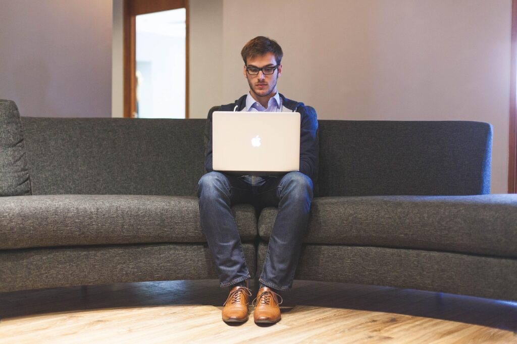 30代未経験者がIT企業で働く際の未経験OK求人は？